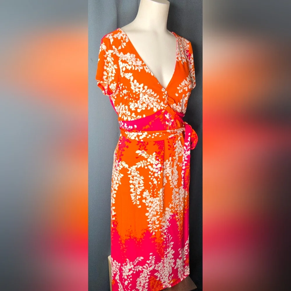 ​BCBGMAXAZRIA Floral Wisteria Faux Wrap Midi‎ Dress Orange Pink Size L Like New